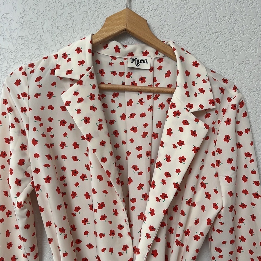 Show Me Your Mumu Wrap Robe Dress Floral Red and White size Small - Picture 4 of 10
